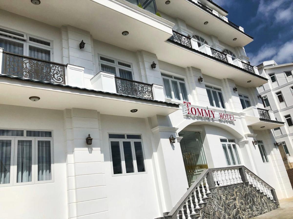 Khach San Tommy Hotel Da Lat Exterior photo