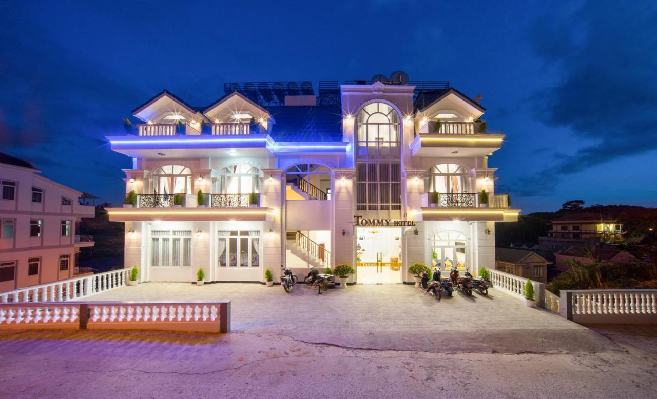 Khach San Tommy Hotel Da Lat Exterior photo